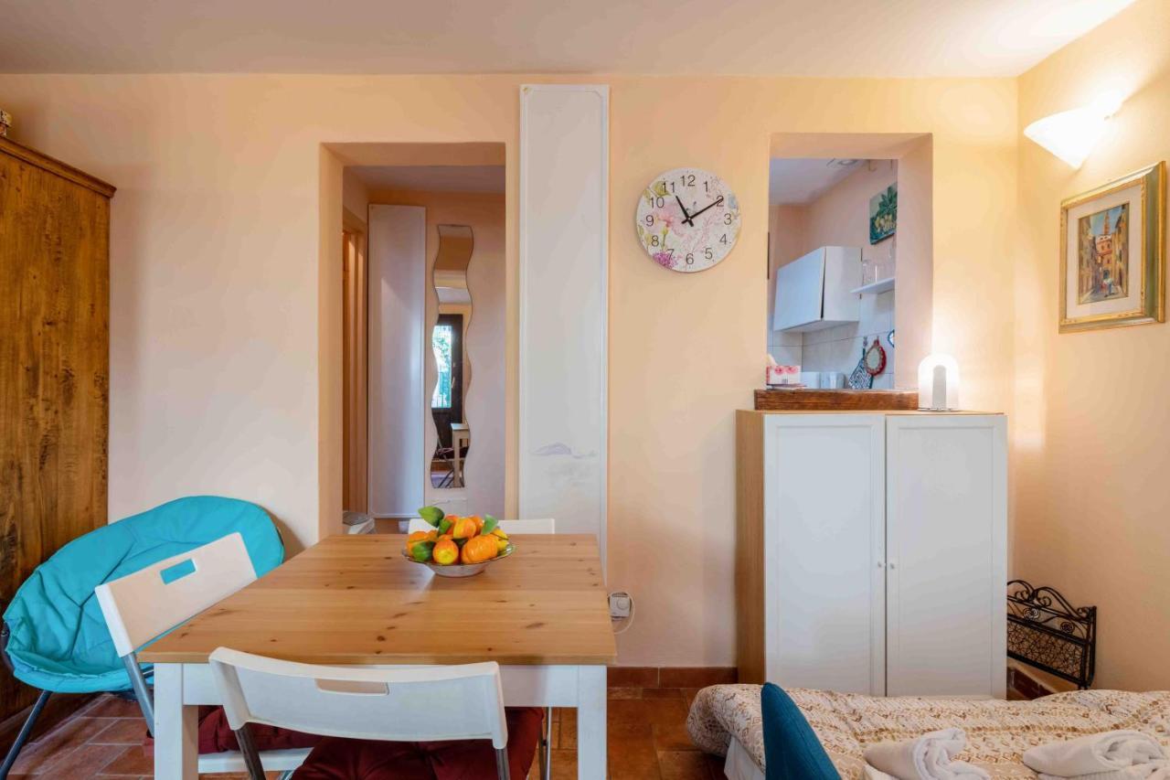 San Frediano Cozy Studio With Private Patio Apartment Florenţa Exterior foto